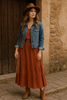 10 Must-Have Rustic Chic Fashion Pieces for 2025