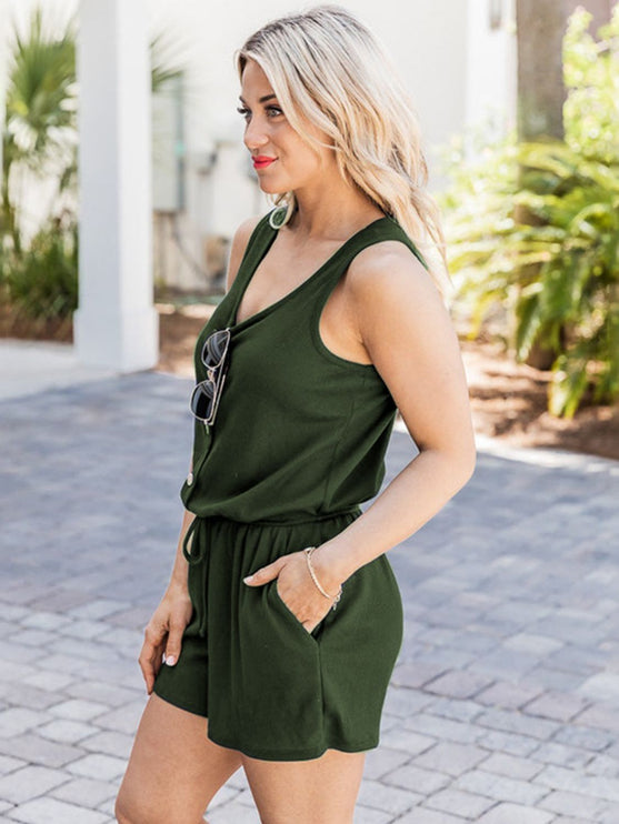 Modish Rustic Chic Scoop Neck Romper with Pockets