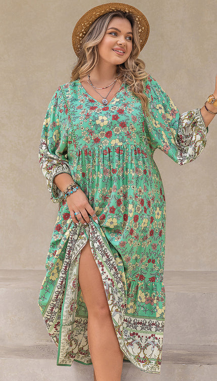 Modish Rustic Chic Plus Size Floral V-Neck Midi Dress