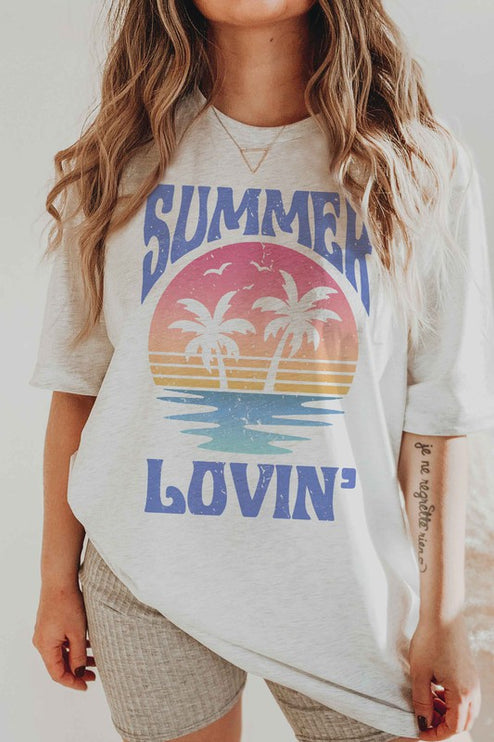 Modish Summer Lovin Graphic T-Shirt