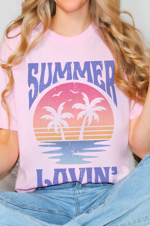 Modish Summer Lovin Graphic T-Shirt