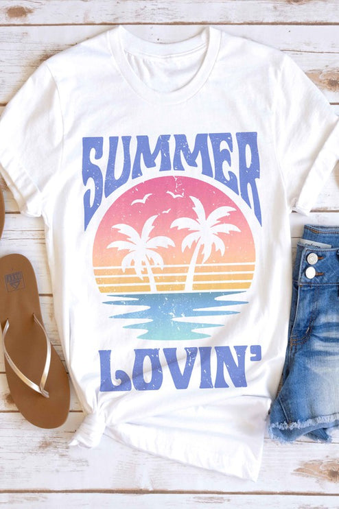 Modish Summer Lovin Graphic T-Shirt