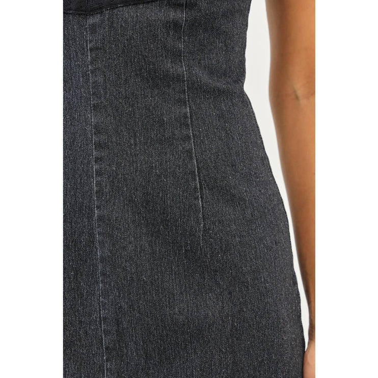 WESTERN WASHED DENIM FITTED DRESS WITH FRONT SLIT AND LACE