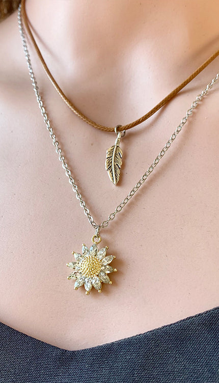 Modish Sunflower Feather Pendant Necklace Set