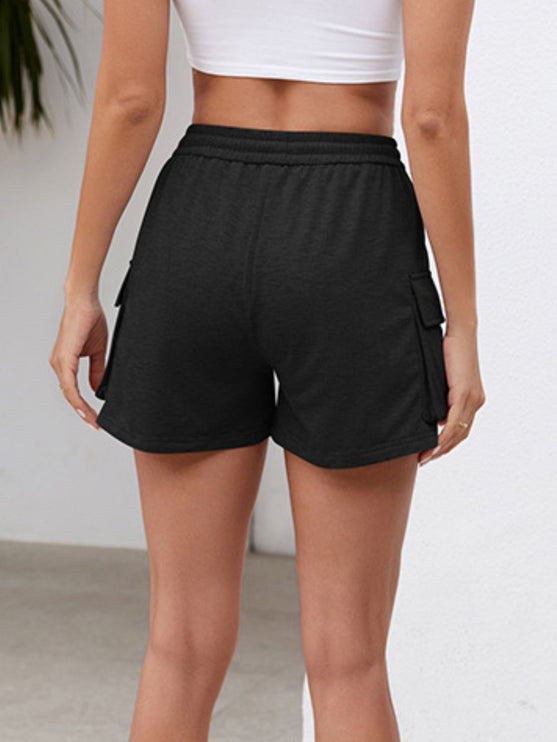 Modish Elastic Waist Shorts with Pockets