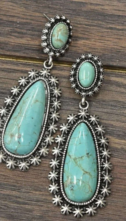 Artificial Turquoise Earrings – Elegant and Stylish Jewelry