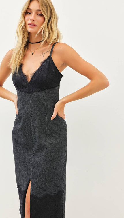 WESTERN WASHED DENIM FITTED DRESS WITH FRONT SLIT AND LACE