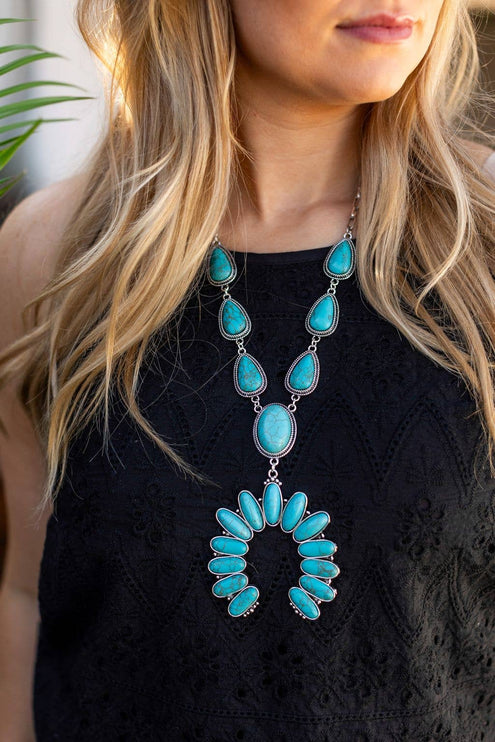 All The Right Things Squash Blossom Necklace - One Size / Silver