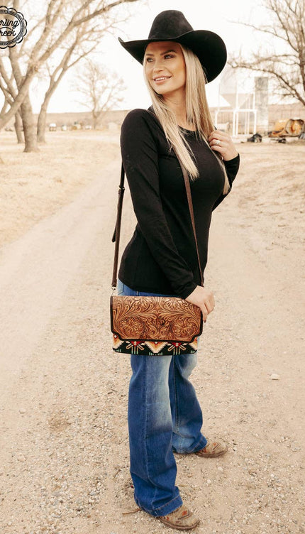 HORSESHOE BAY CROSSBODY BAG