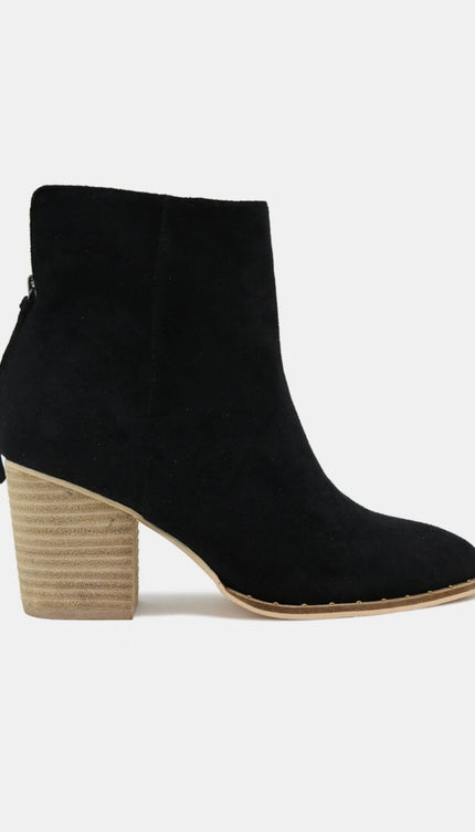 Beast Fashion Suede Point Toe Ankle Booties - Black / 6