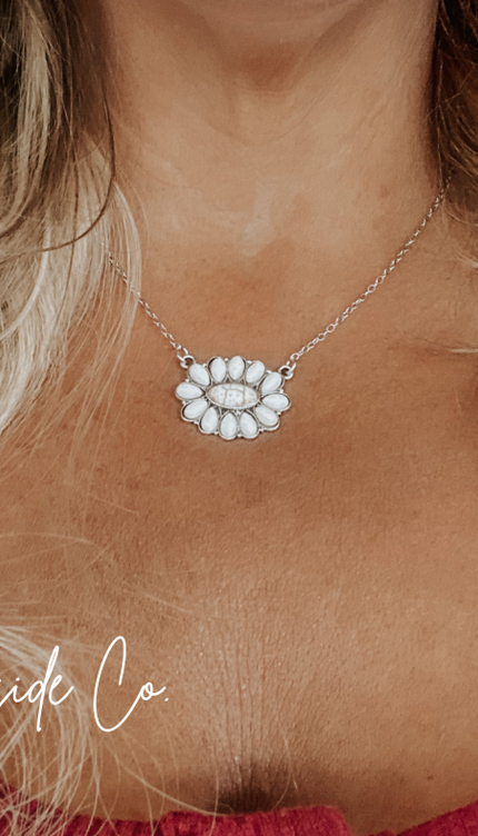 The White Flower Necklace