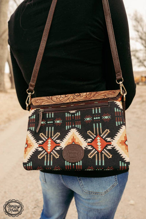 HORSESHOE BAY CROSSBODY BAG