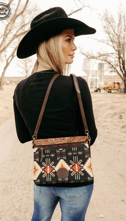 HORSESHOE BAY CROSSBODY BAG