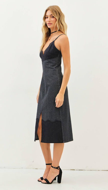 WESTERN WASHED DENIM FITTED DRESS WITH FRONT SLIT AND LACE