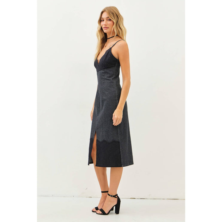 WESTERN WASHED DENIM FITTED DRESS WITH FRONT SLIT AND LACE