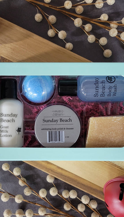 Frosted Cranberry 5 Piece Gift Set - Frosted Cranberry