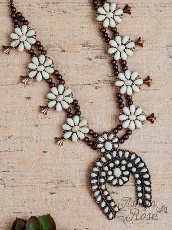 White Cream & Copper Squash Blossom Necklace - One Size / Beige